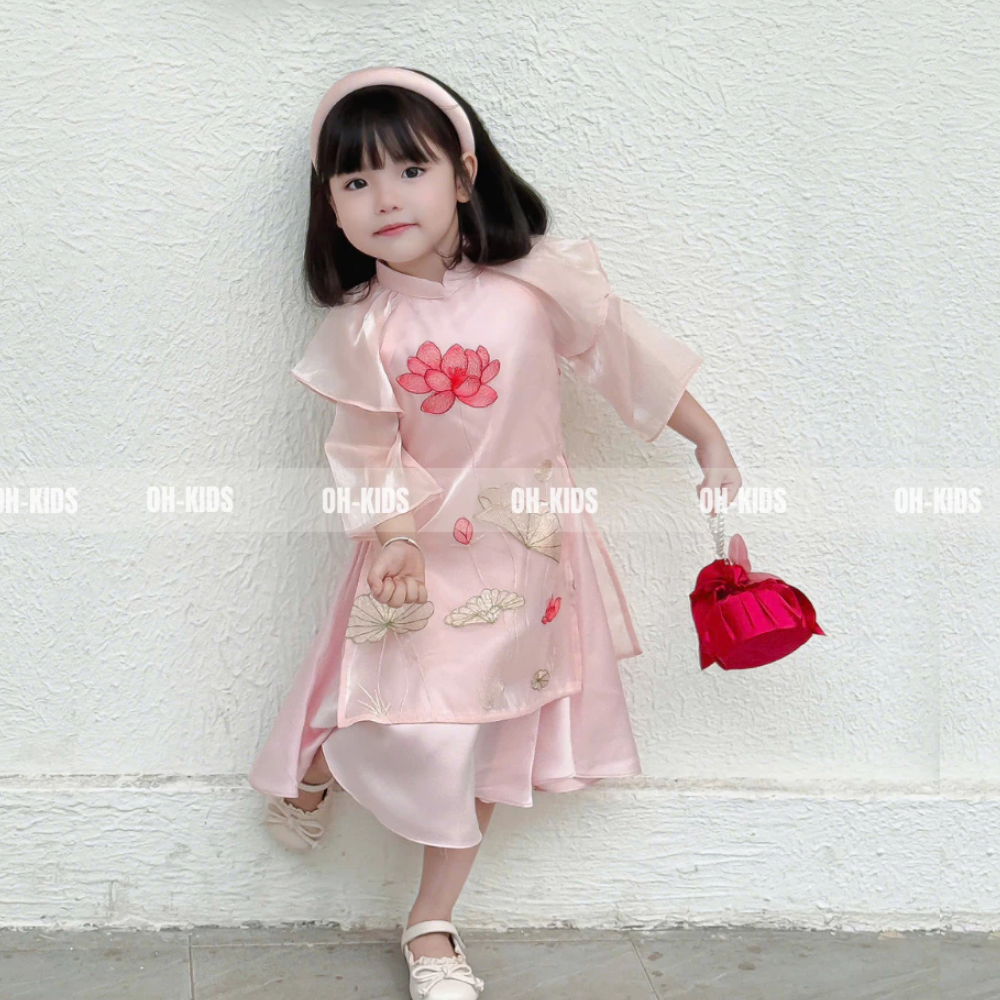 ao-dai-cach-tan-theu-hoa-sen-oh18 (12)