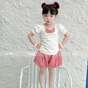 Set đồ bé gái áo cotton trắng tay phồng phối nơ kèm quần caro dáng búp bê dễ thương mùa hè OH KIDS OH24
